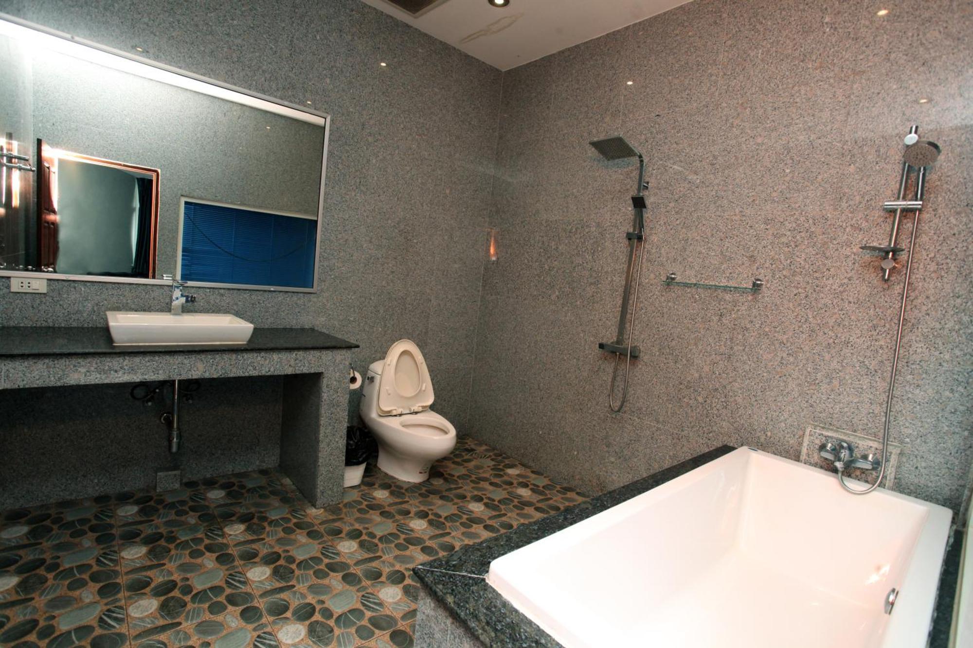 Koenig Hotel Pattaya Near Walking Street 외부 사진